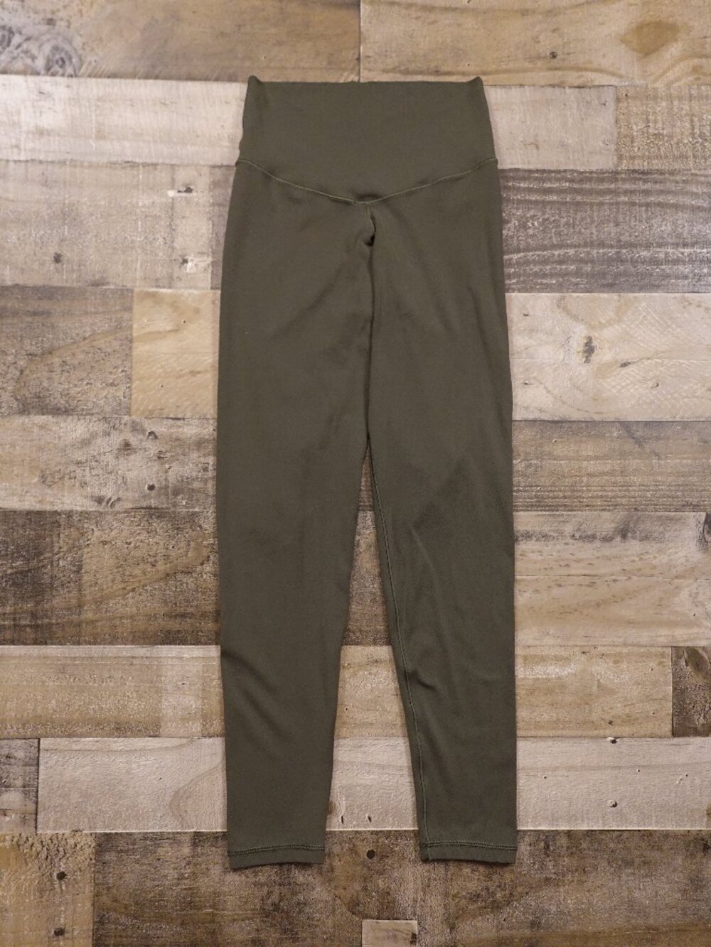 OFFLINE by Aerie Real Me 7/8 Leggings Women’s Small Petite Olive Green High Rise